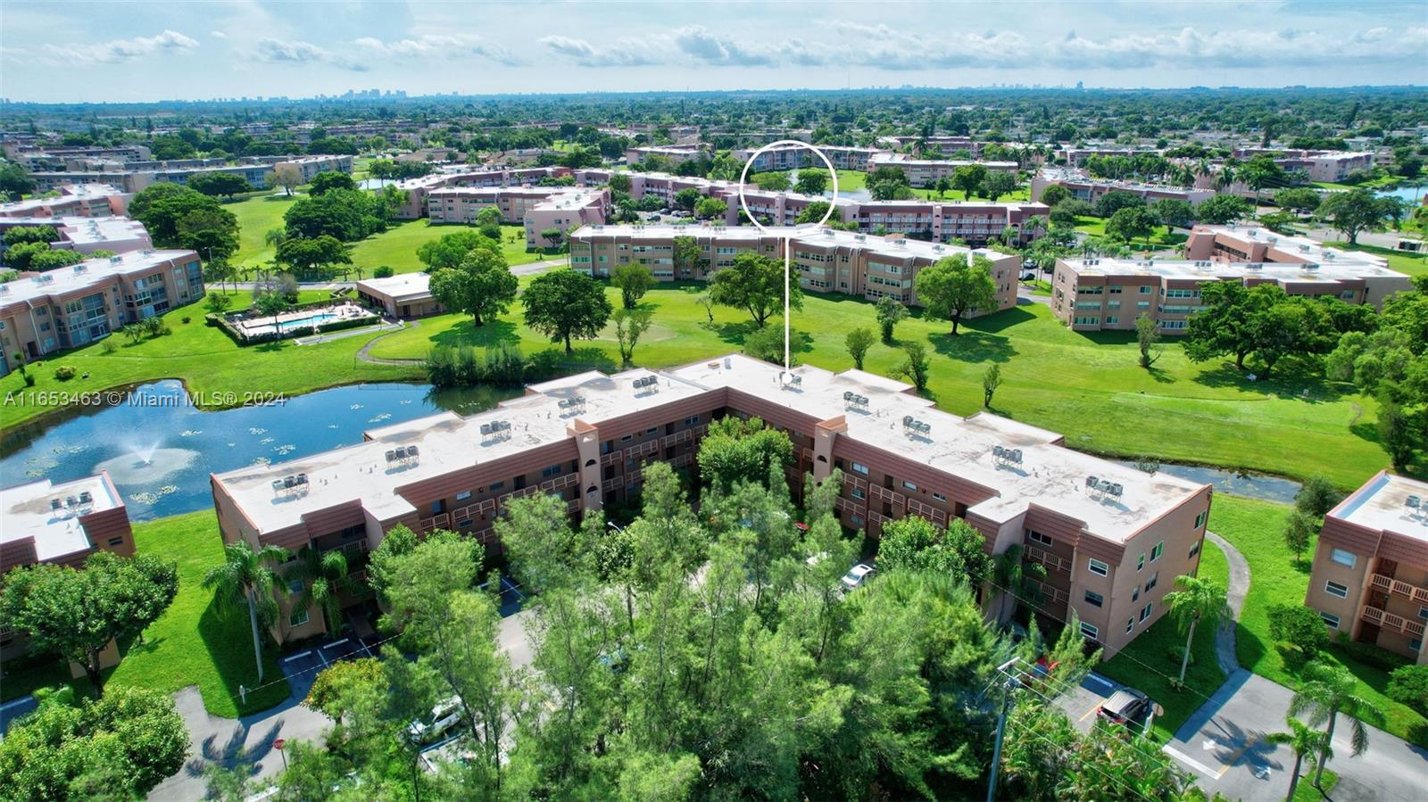 9861 Sunrise Lakes Blvd Unit: 206
