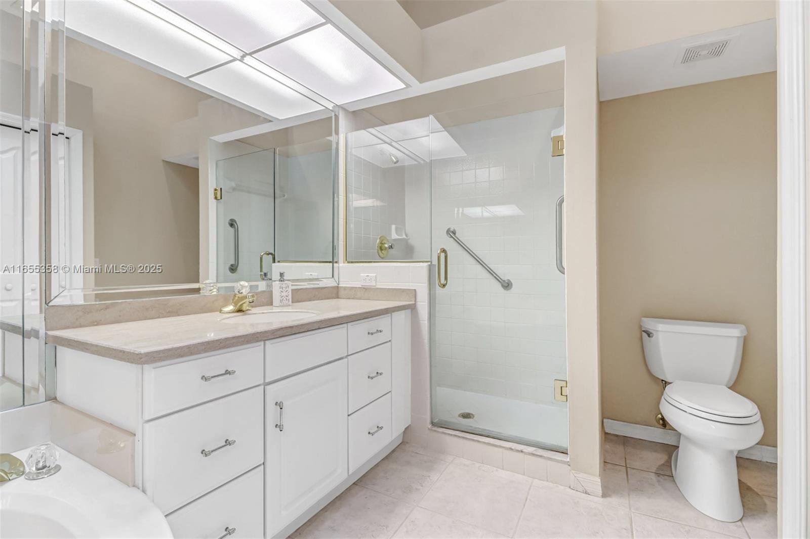6195 Reserve Circle # 1304
