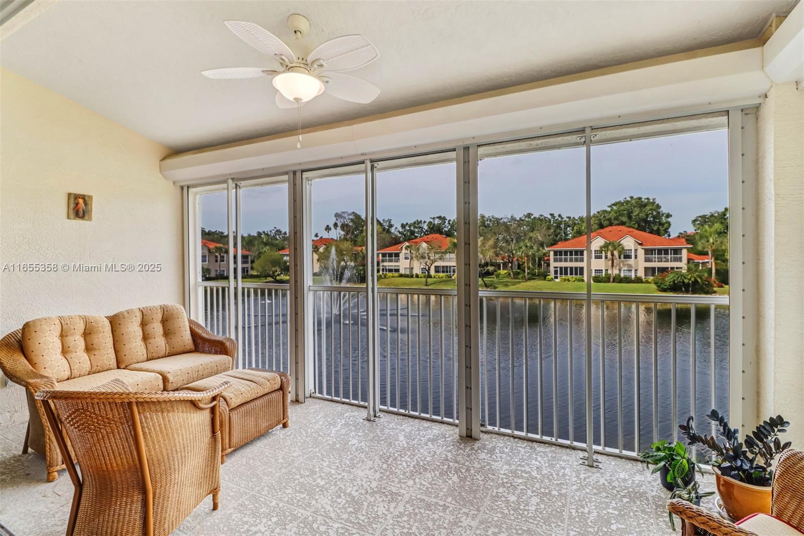 6195 Reserve Circle # 1304