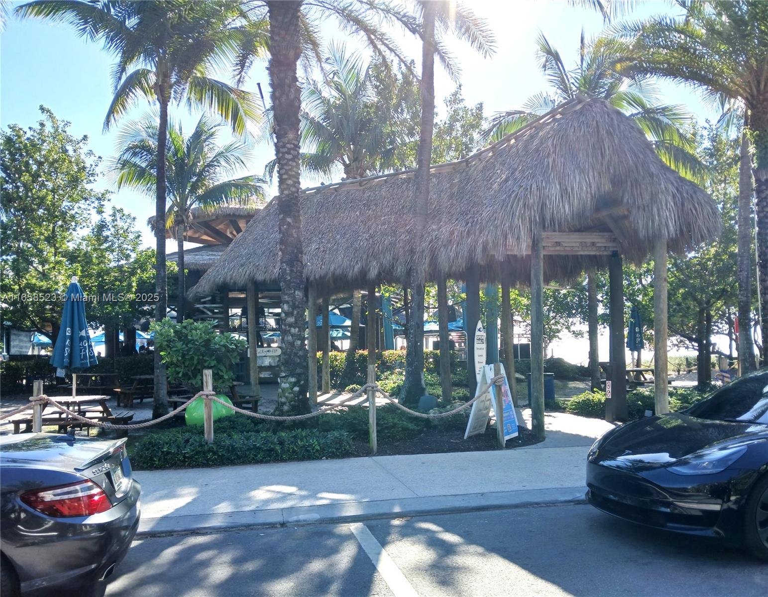 1903 Bay Dr