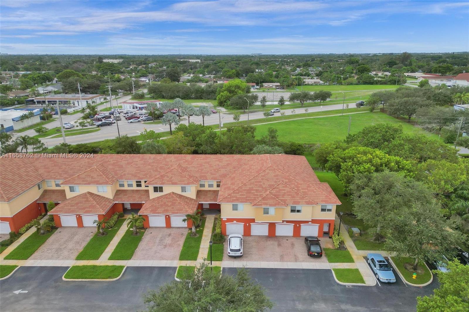 7400 Palomino Dr # 5 Unit: 517-5