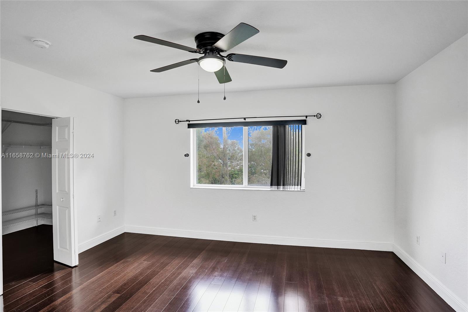 7400 Palomino Dr # 5 Unit: 517-5