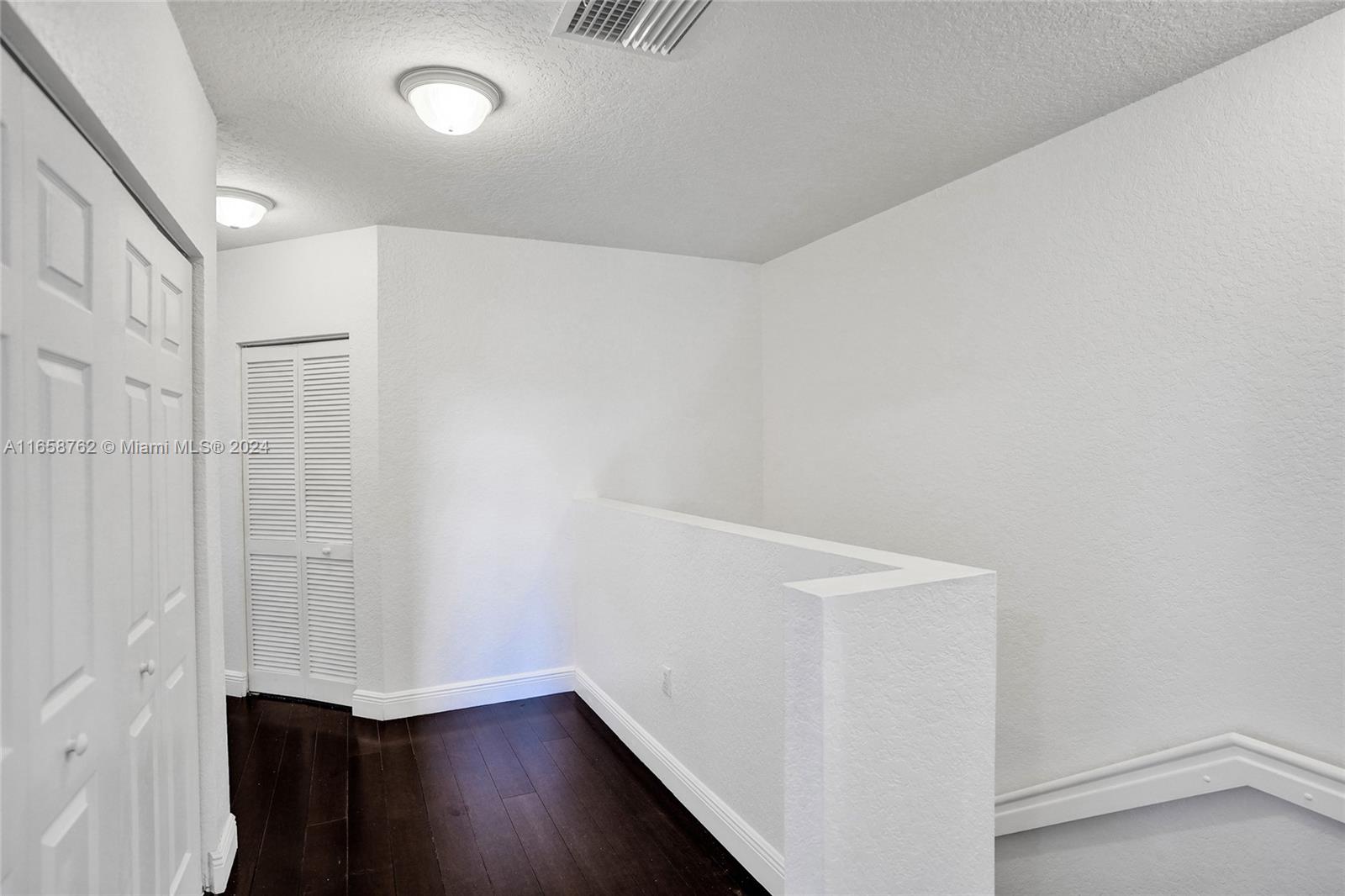7400 Palomino Dr # 5 Unit: 517-5
