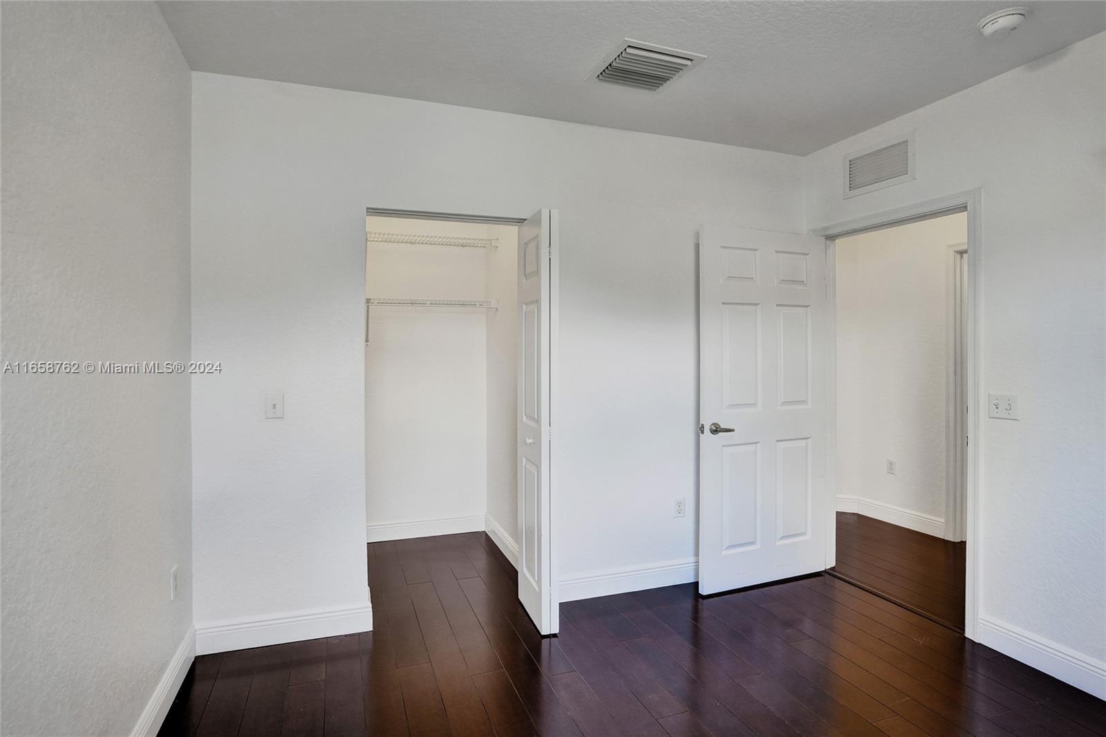 7400 Palomino Dr # 5 Unit: 517-5