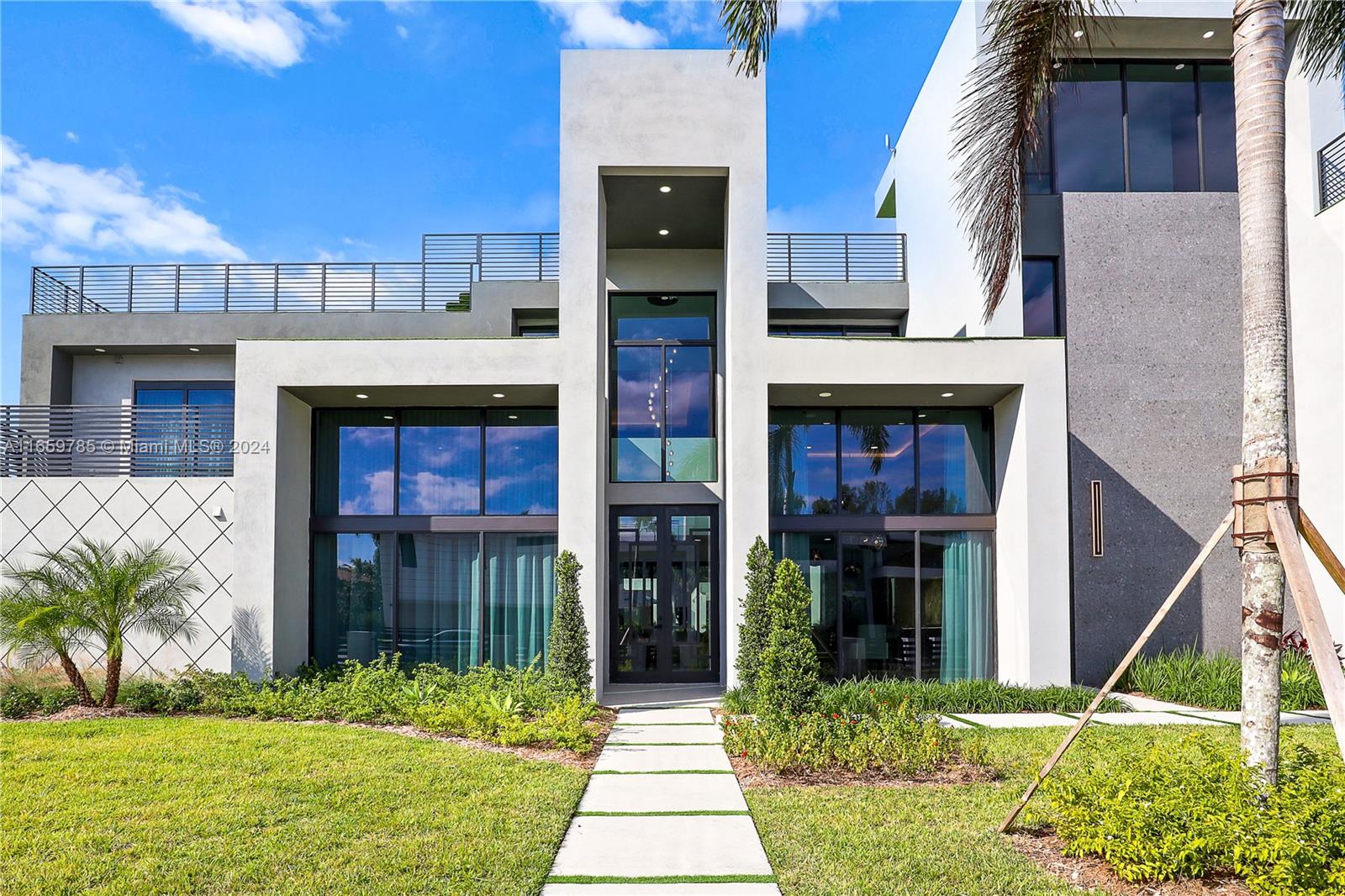 2311 SW 108th Ter