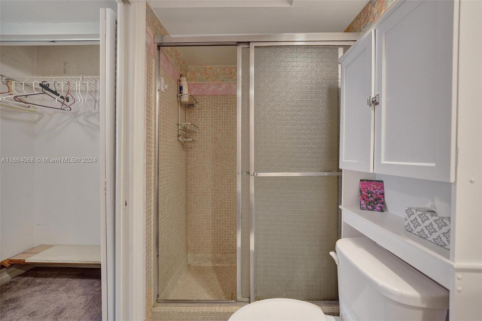 300 Golden Isles Dr # 315