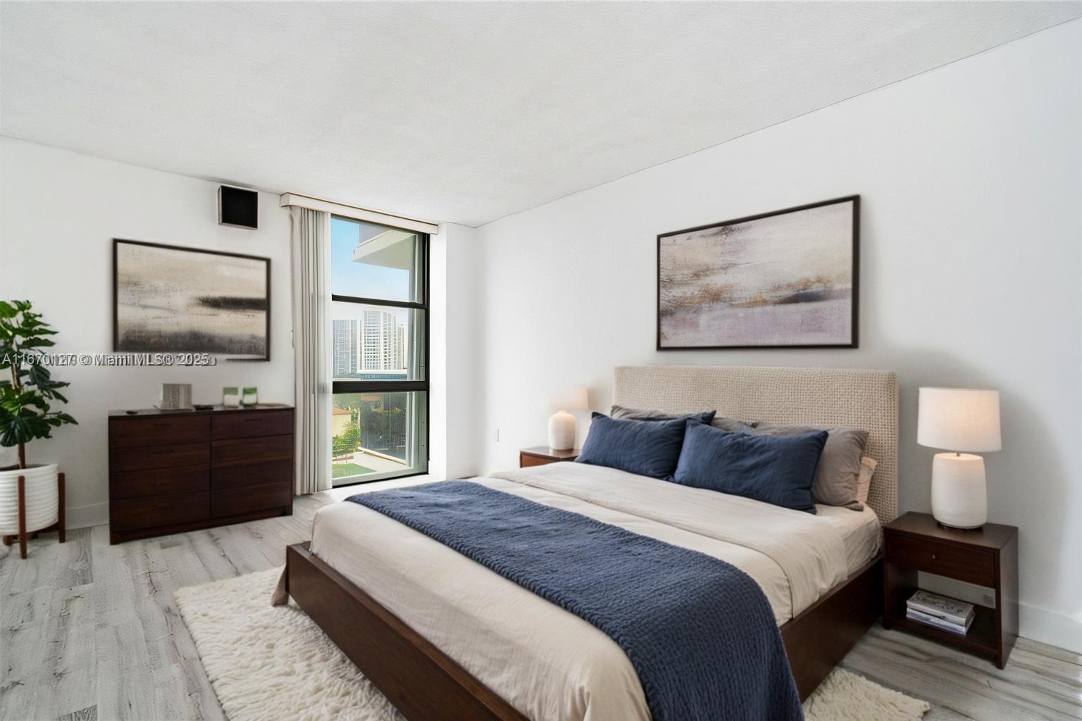 3625 N Country Club Dr # 901