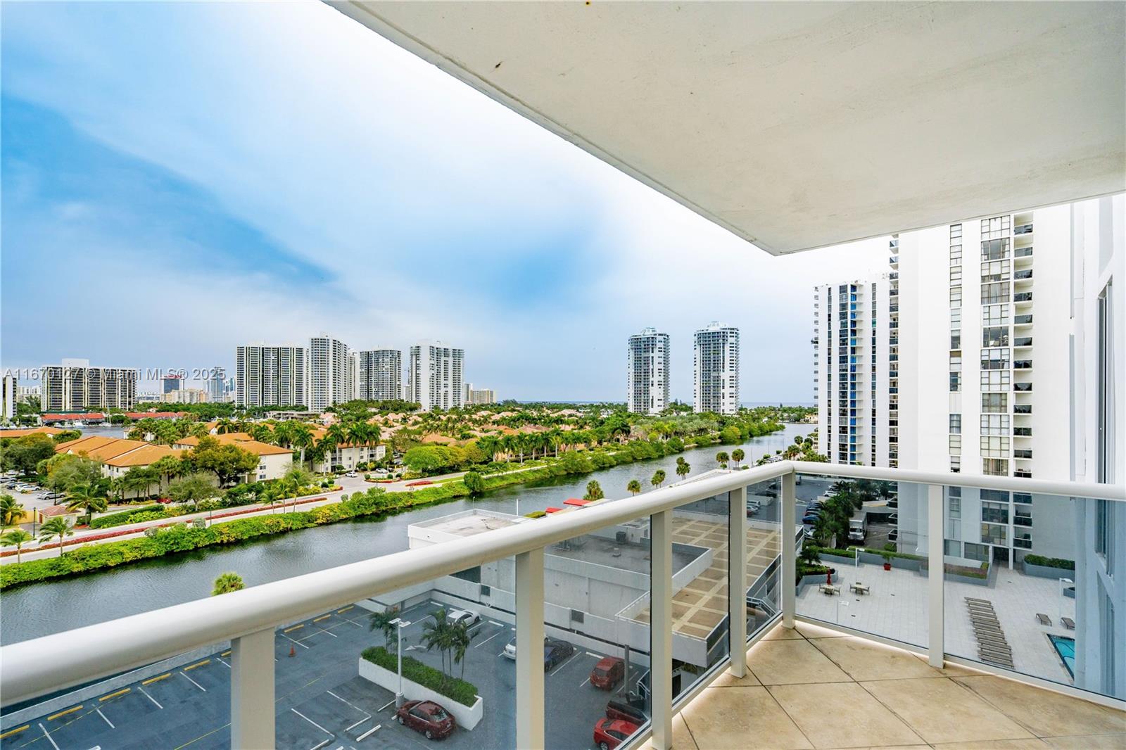 3625 N Country Club Dr # 901