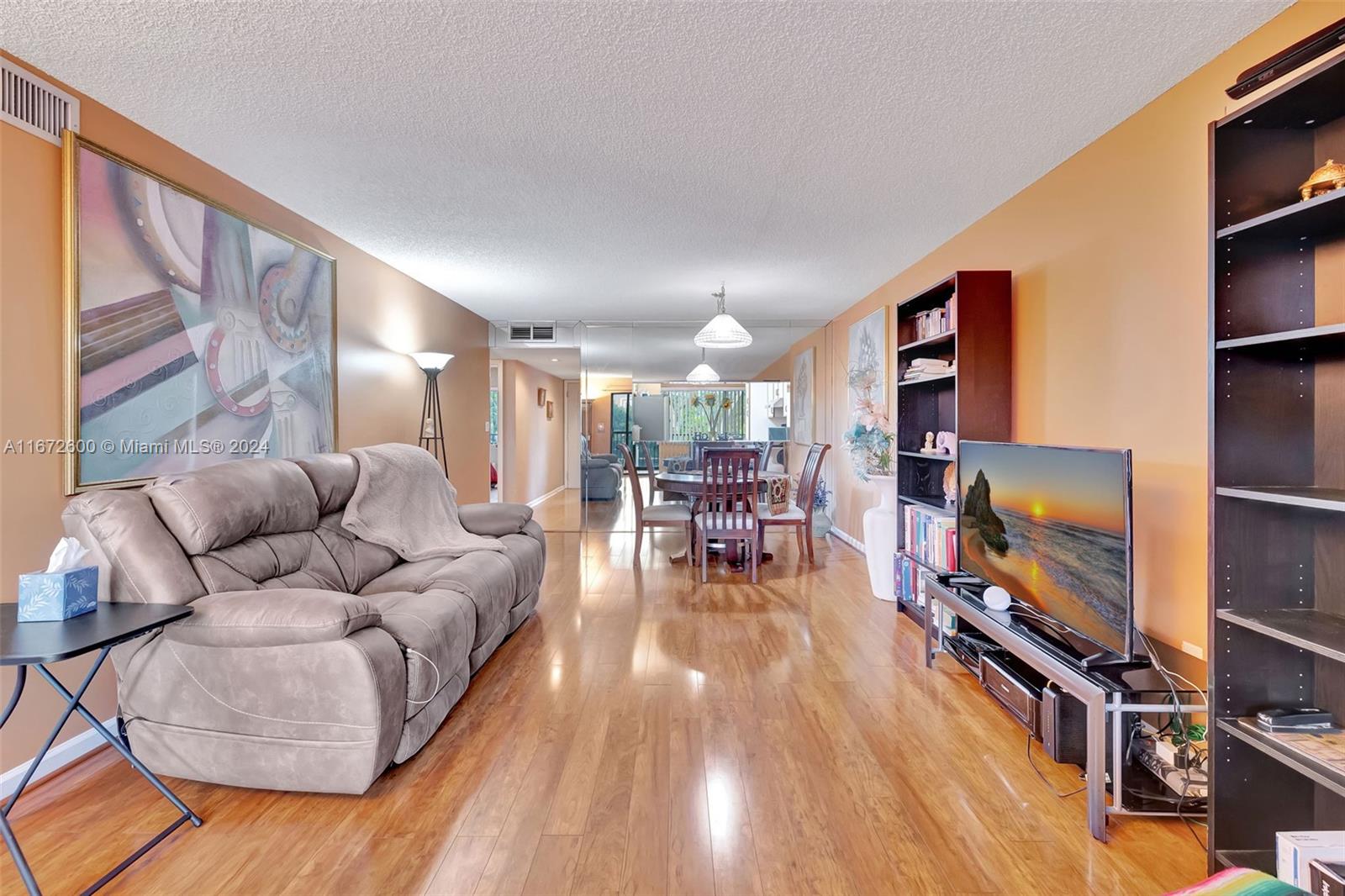 10568 E Clairmont Cir # 303