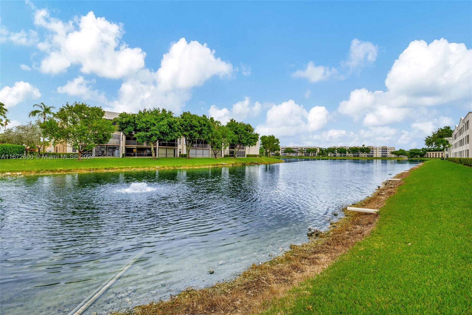 10568 E Clairmont Cir # 303