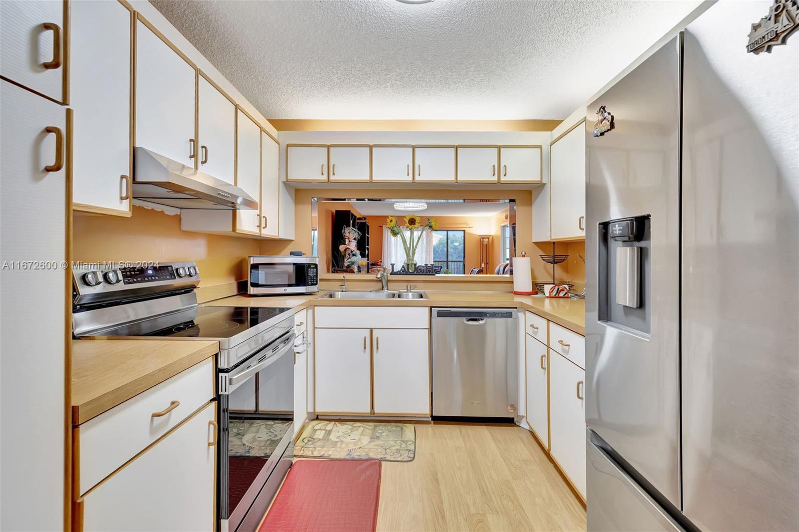 10568 E Clairmont Cir # 303