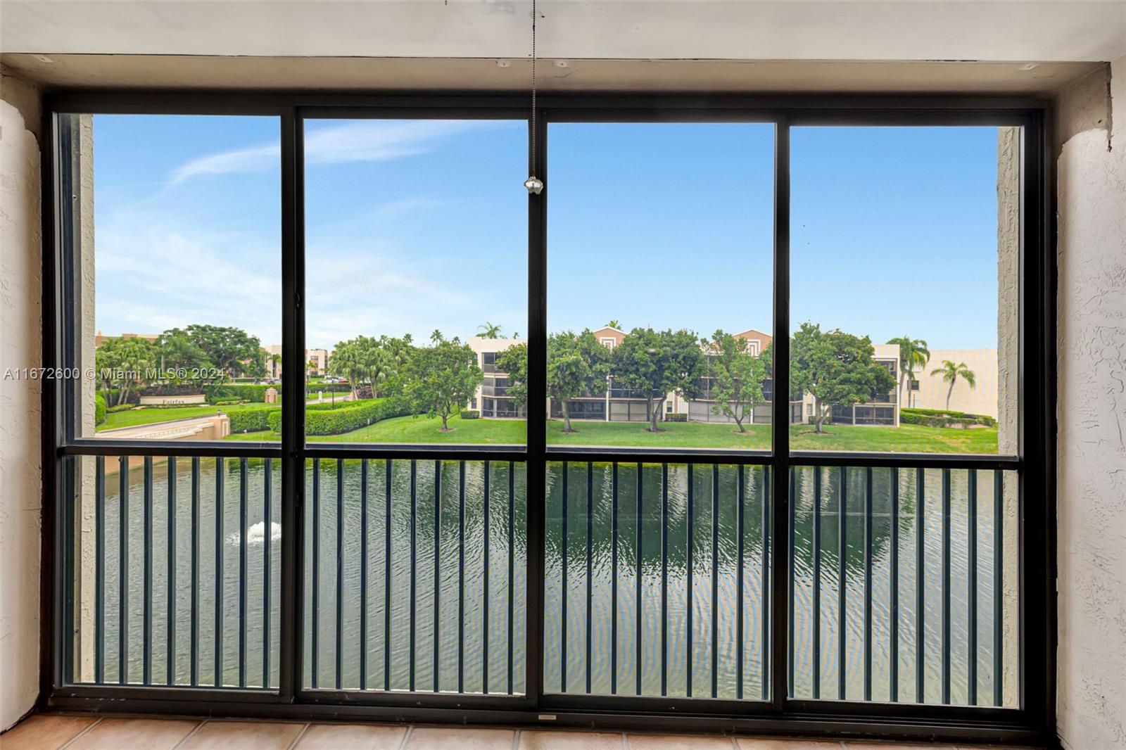 10568 E Clairmont Cir # 303