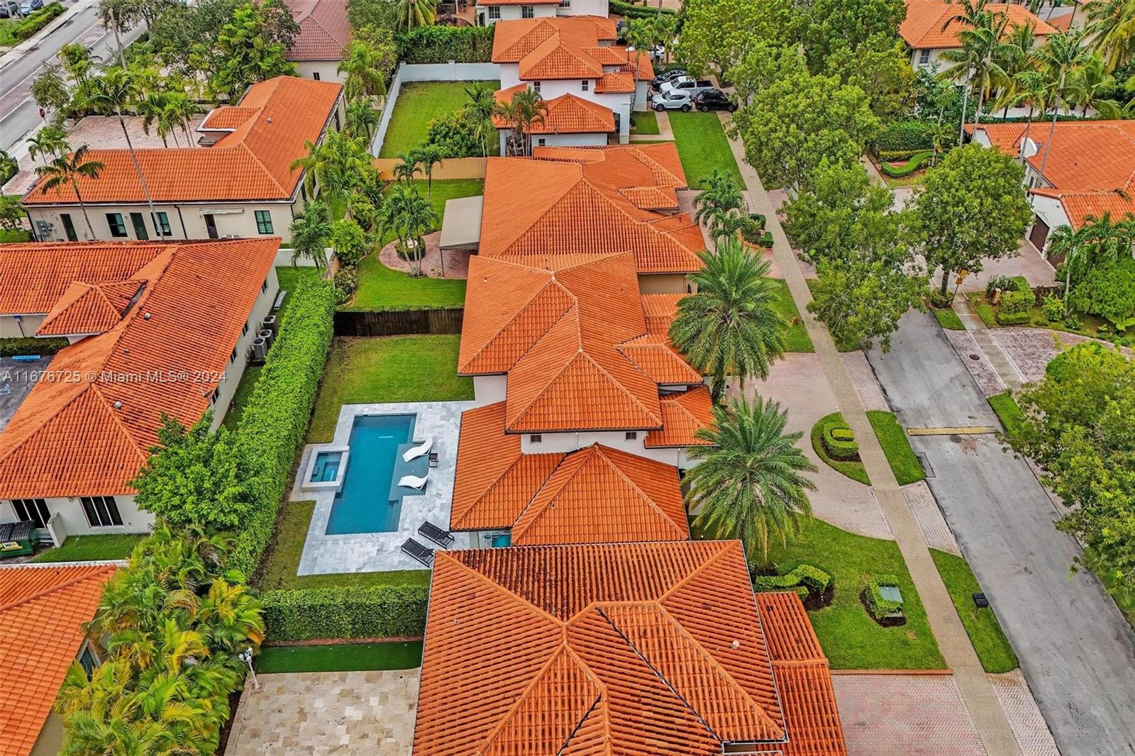 8040 NW 156th Ter