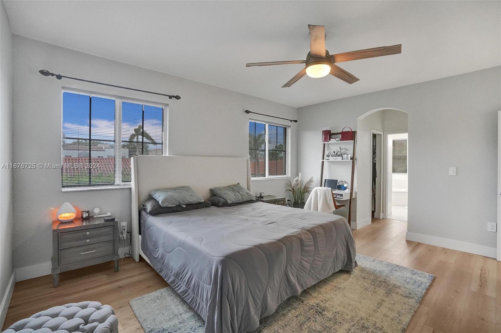 8040 NW 156th Ter