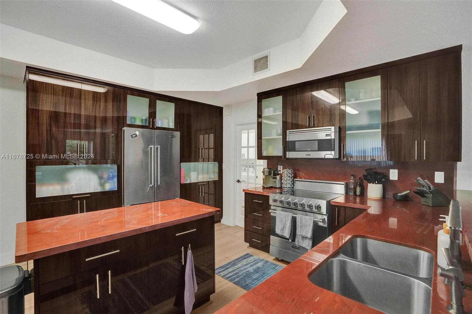 8040 NW 156th Ter