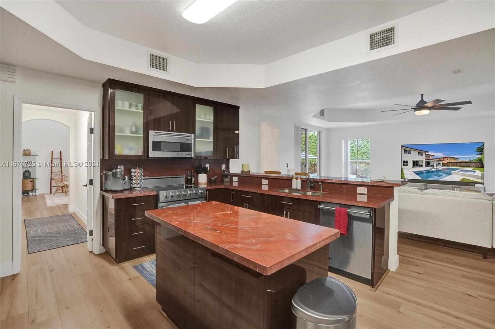 8040 NW 156th Ter