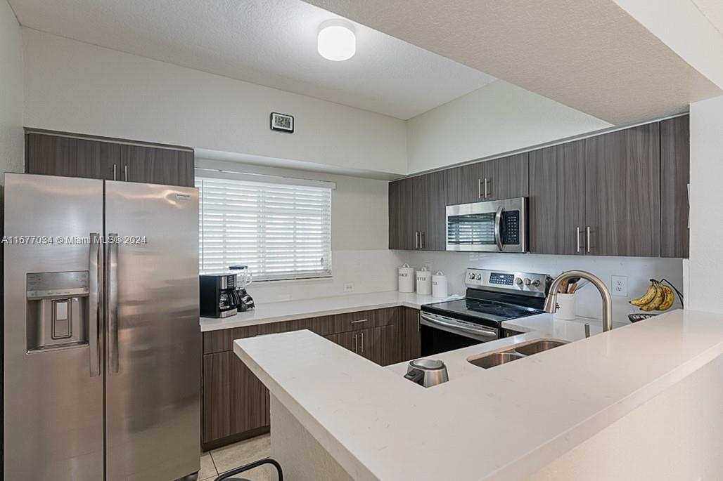 305 NW 19th St