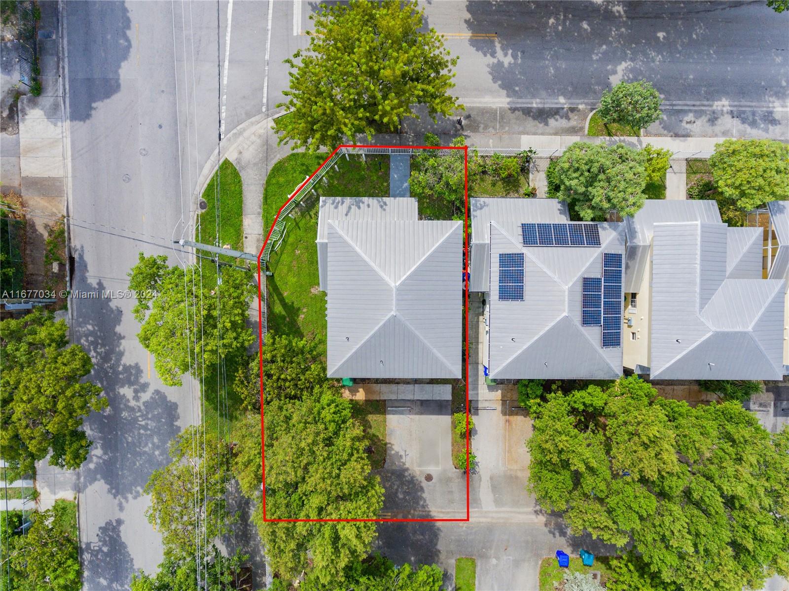 305 NW 19th St