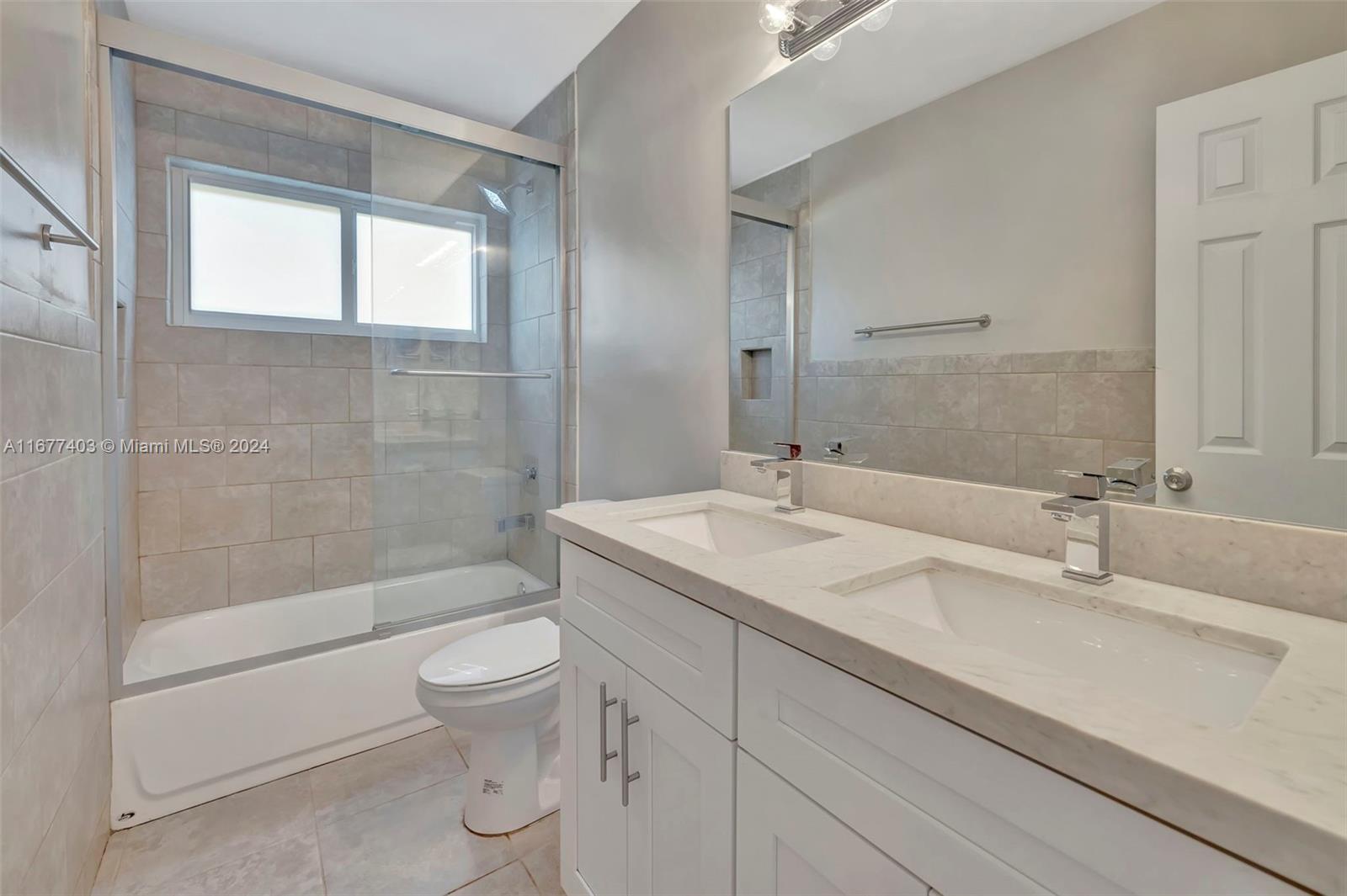 220 N 68th Ave