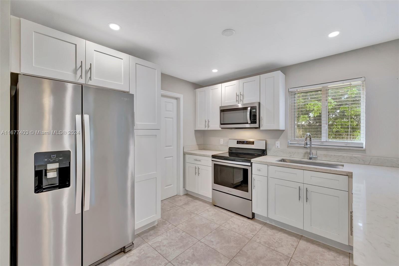 220 N 68th Ave