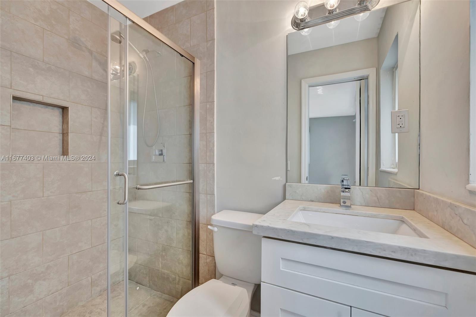 220 N 68th Ave