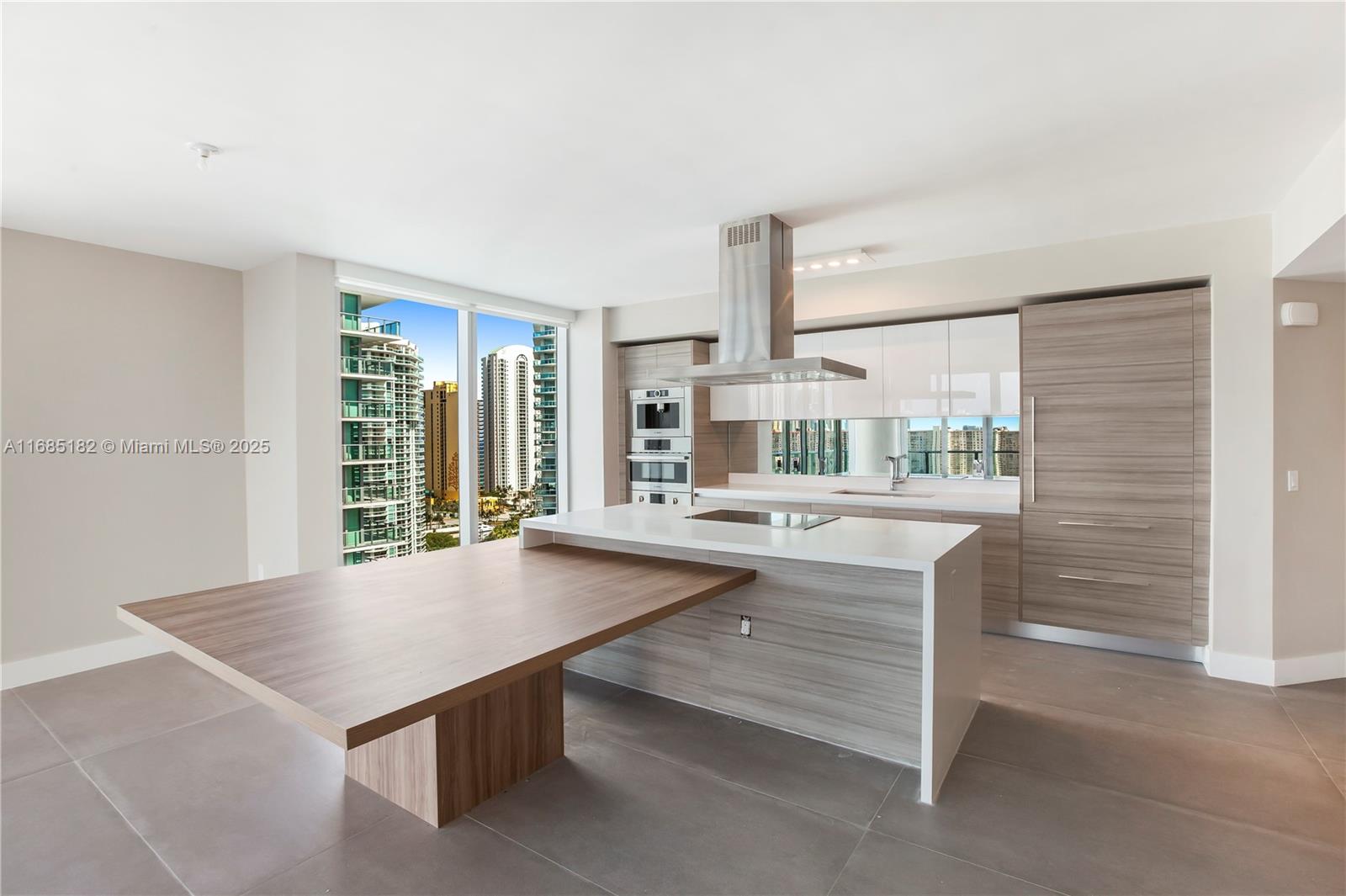 330 Sunny Isles Blvd # 1907 Unit: 5-1907