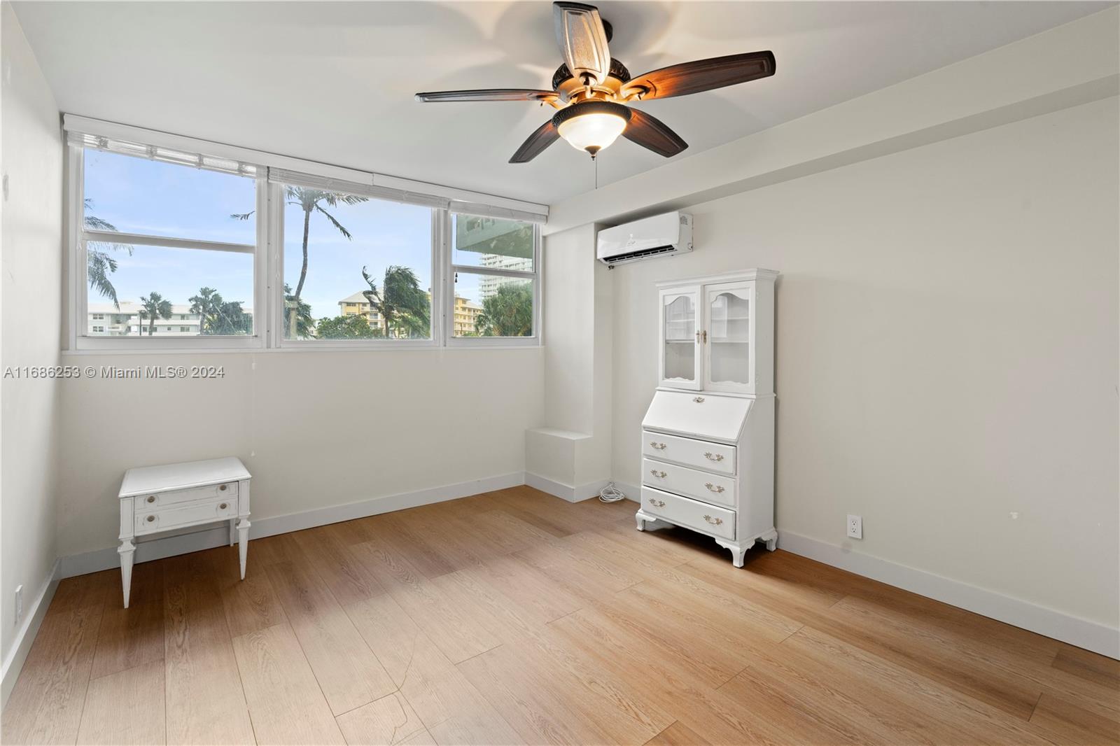 1900 S Ocean Dr # 209