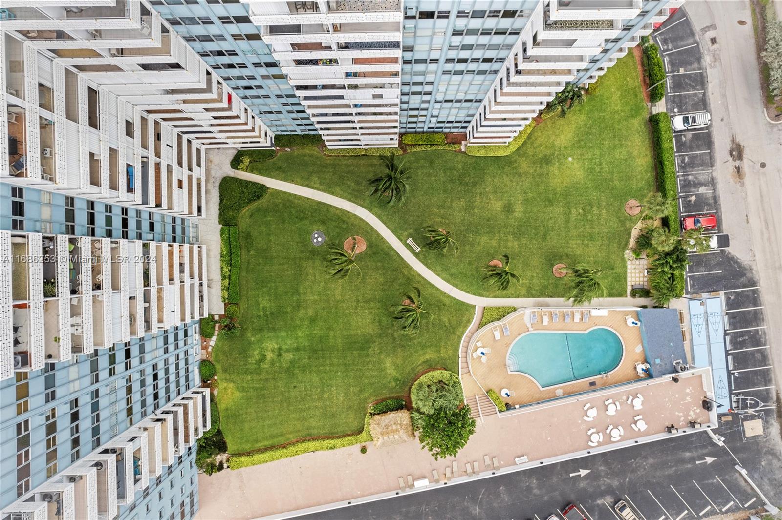 1900 S Ocean Dr # 209
