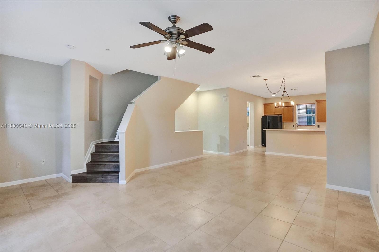 1033 NE 17th Way # 805