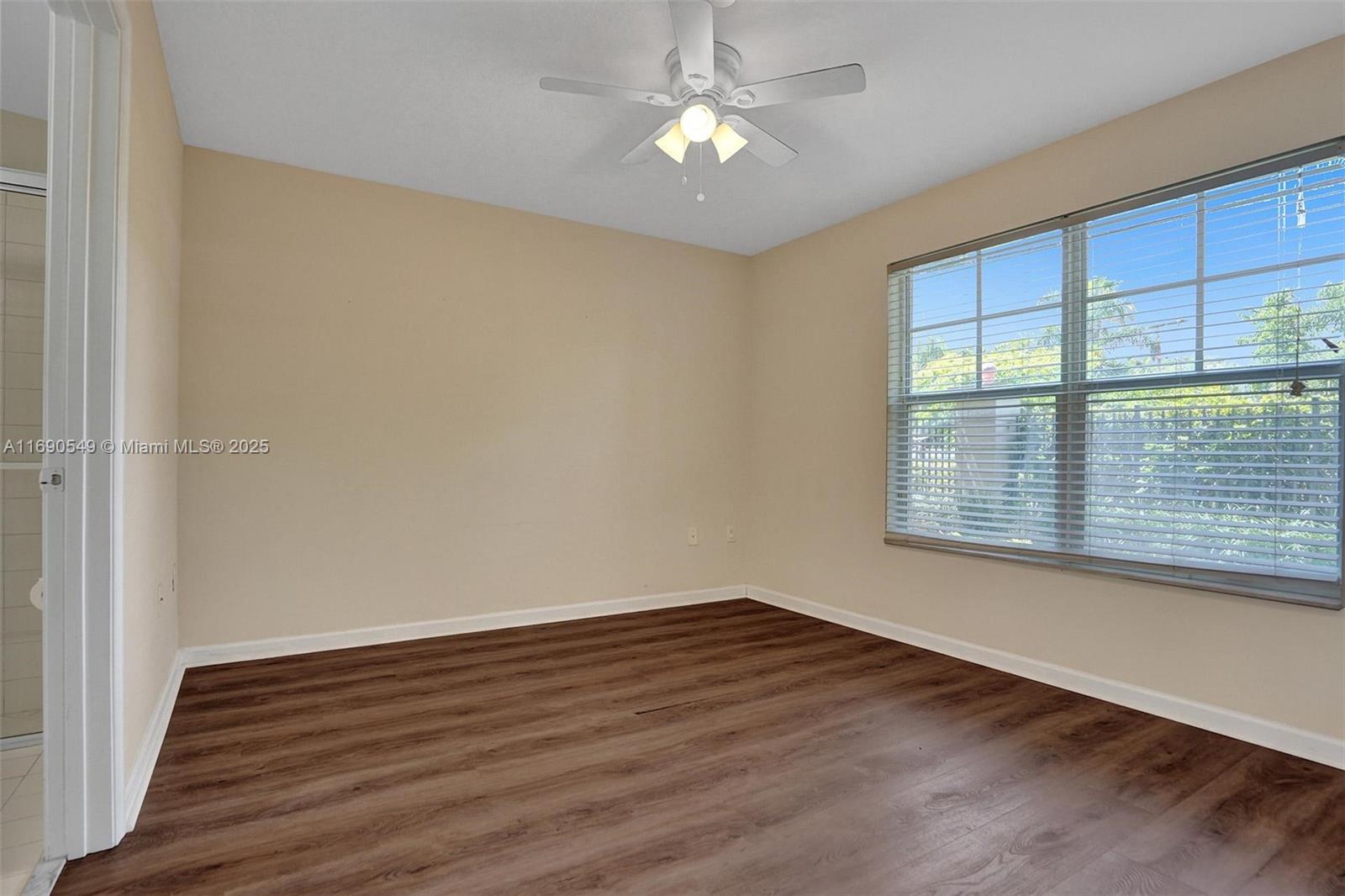 1033 NE 17th Way # 805