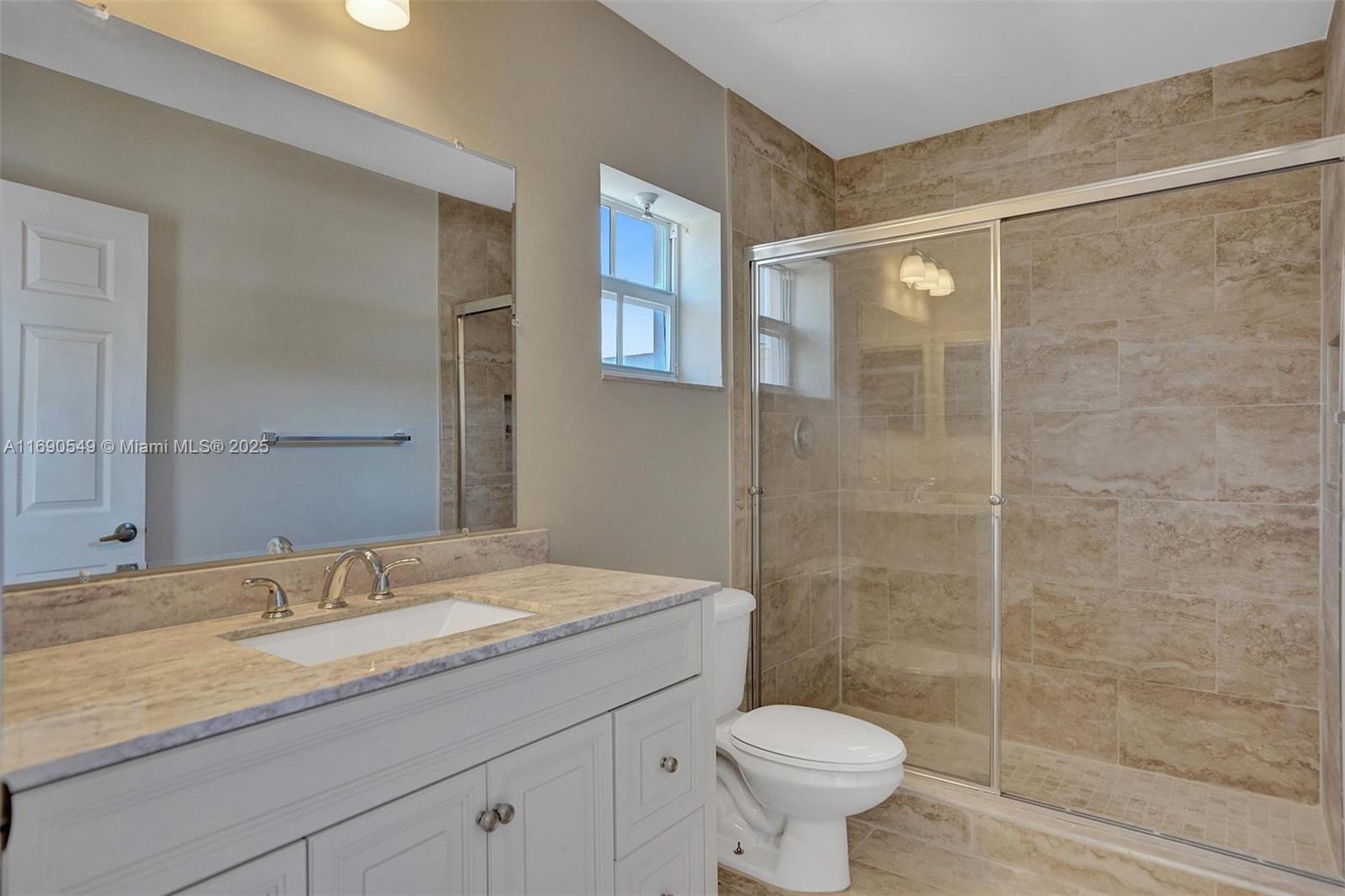 1033 NE 17th Way # 805