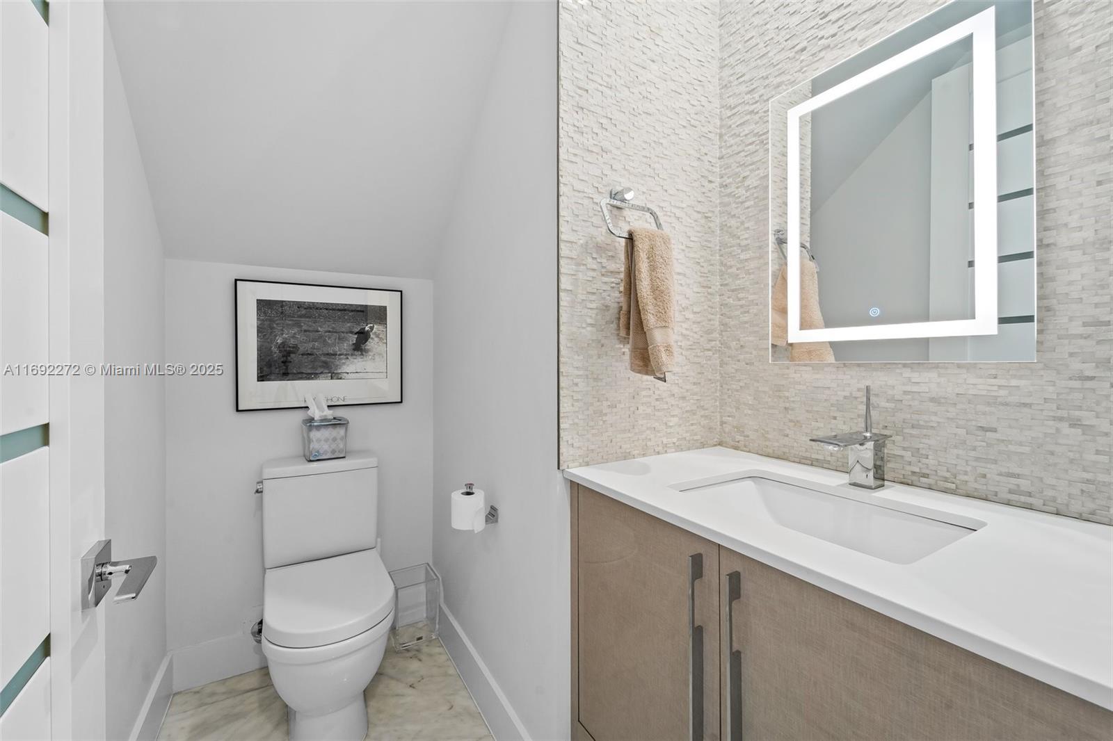 601 NE 15th Ave # 0