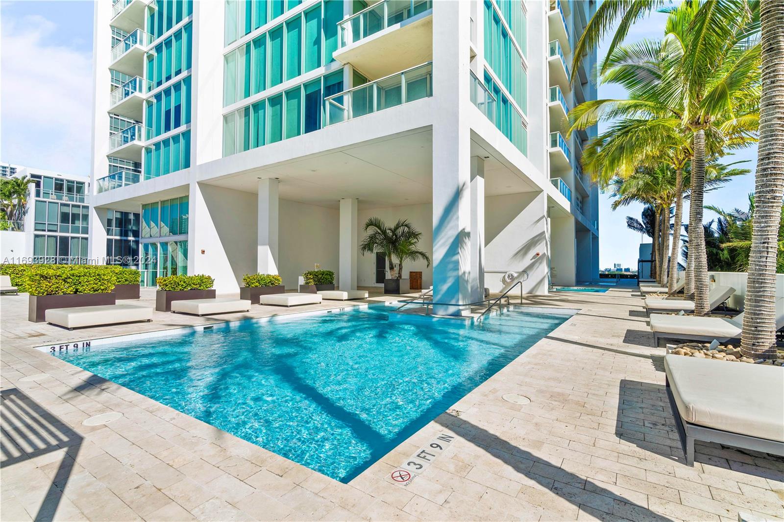 1040 Biscayne Blvd # 1506