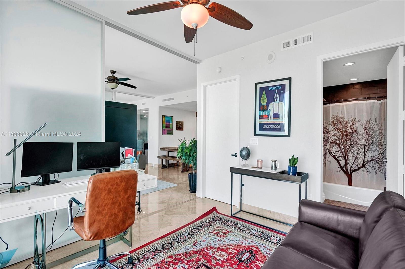1040 Biscayne Blvd # 1506