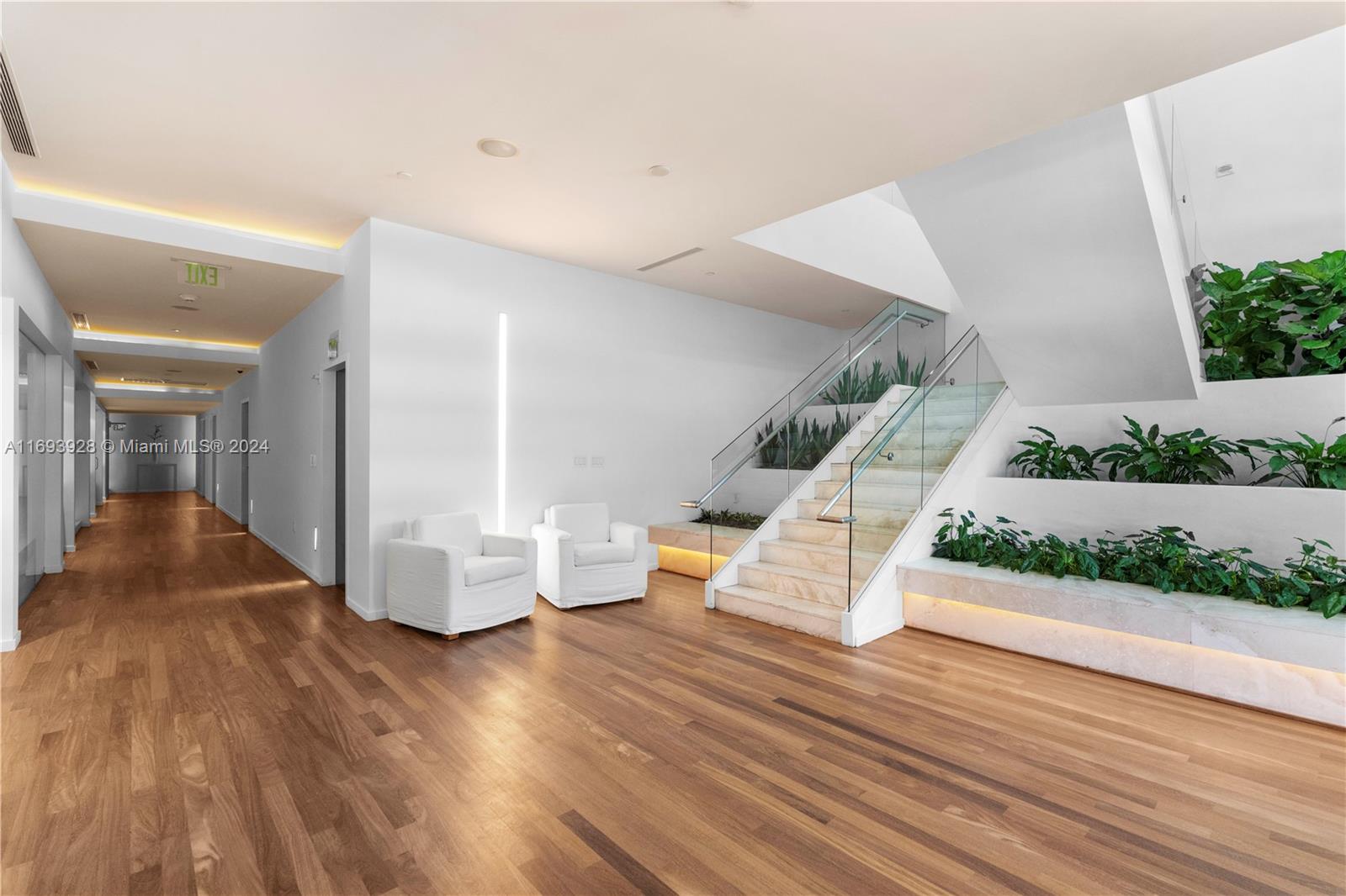 1040 Biscayne Blvd # 1506
