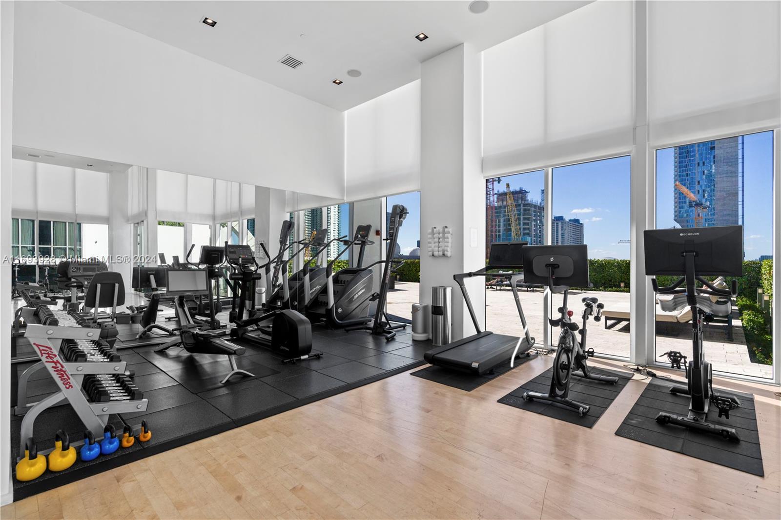 1040 Biscayne Blvd # 1506
