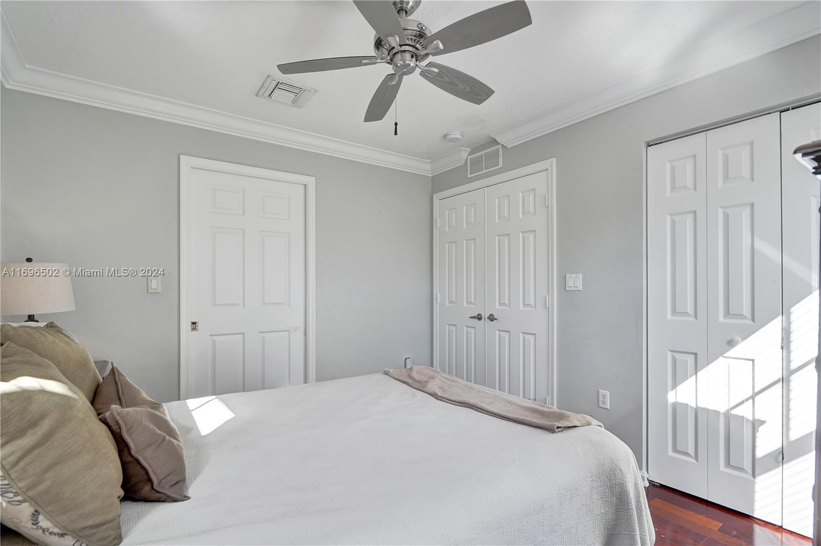 1033 NE 17th Way # 901