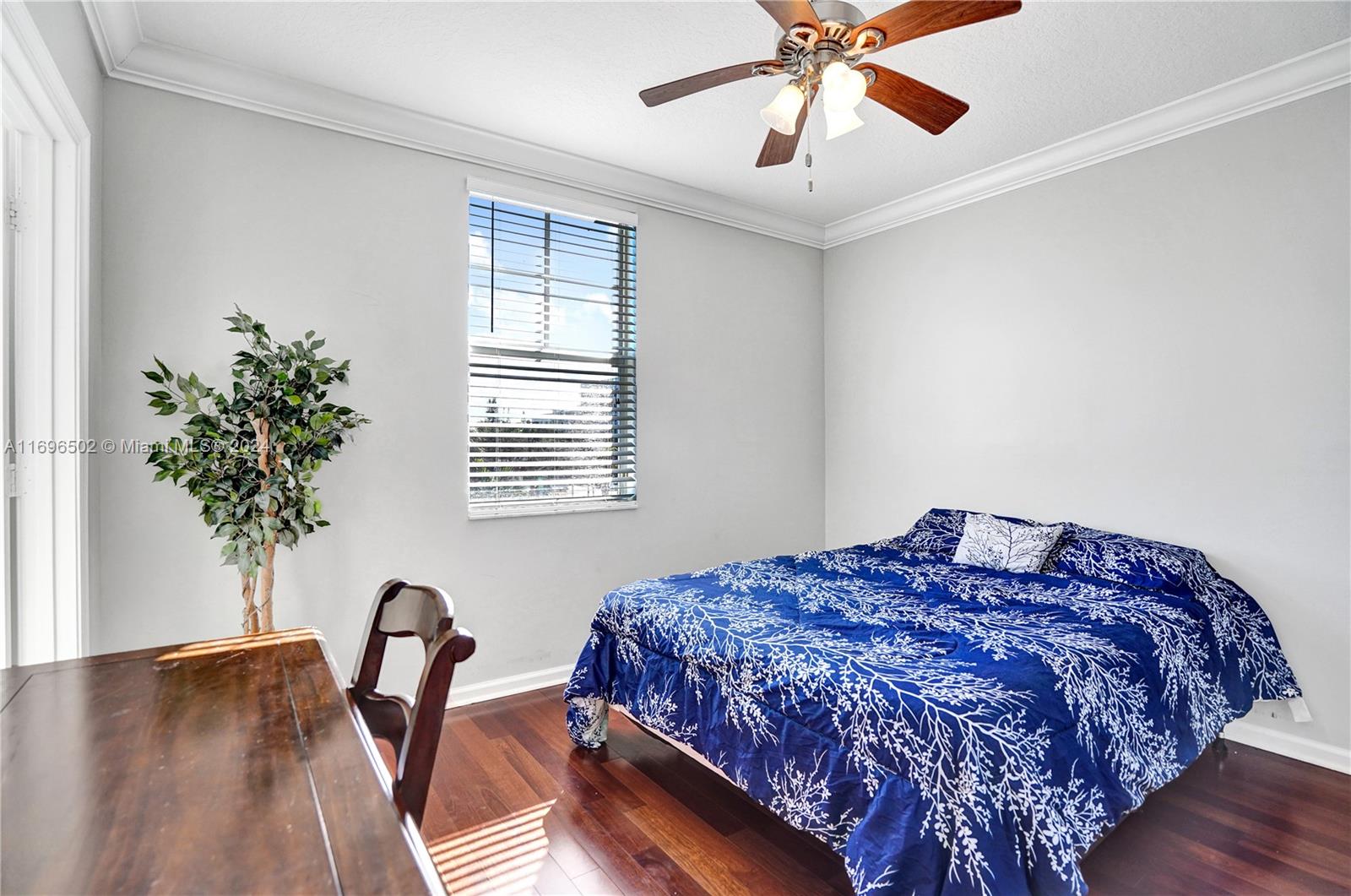 1033 NE 17th Way # 901
