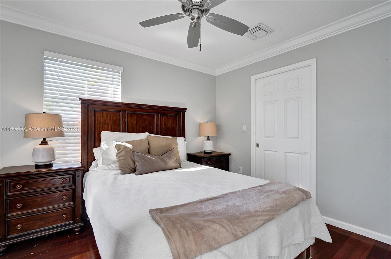 1033 NE 17th Way # 901