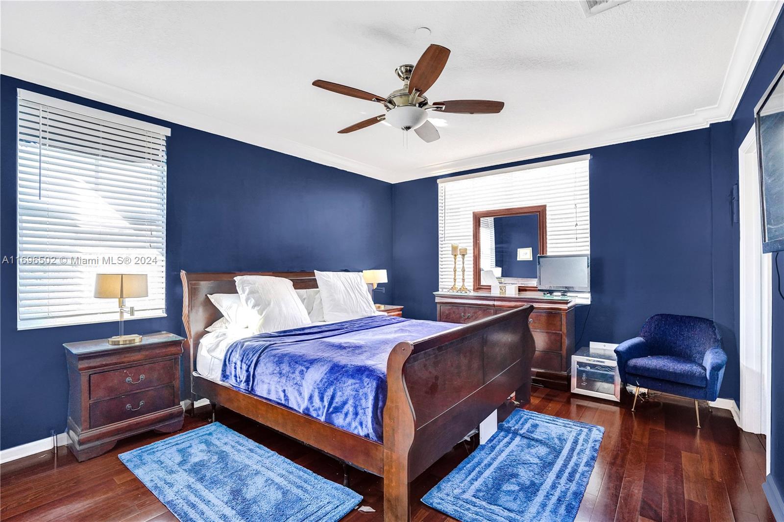 1033 NE 17th Way # 901