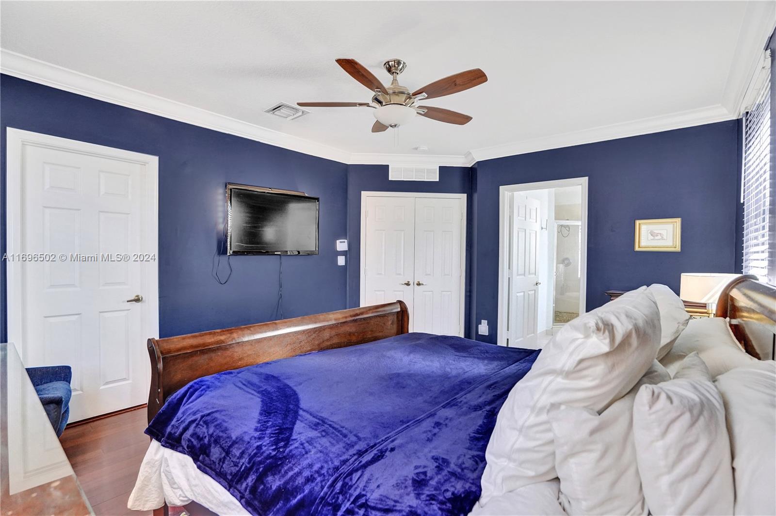 1033 NE 17th Way # 901