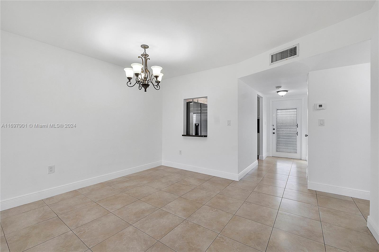 8590 Sunrise Lakes Blvd Unit: 303