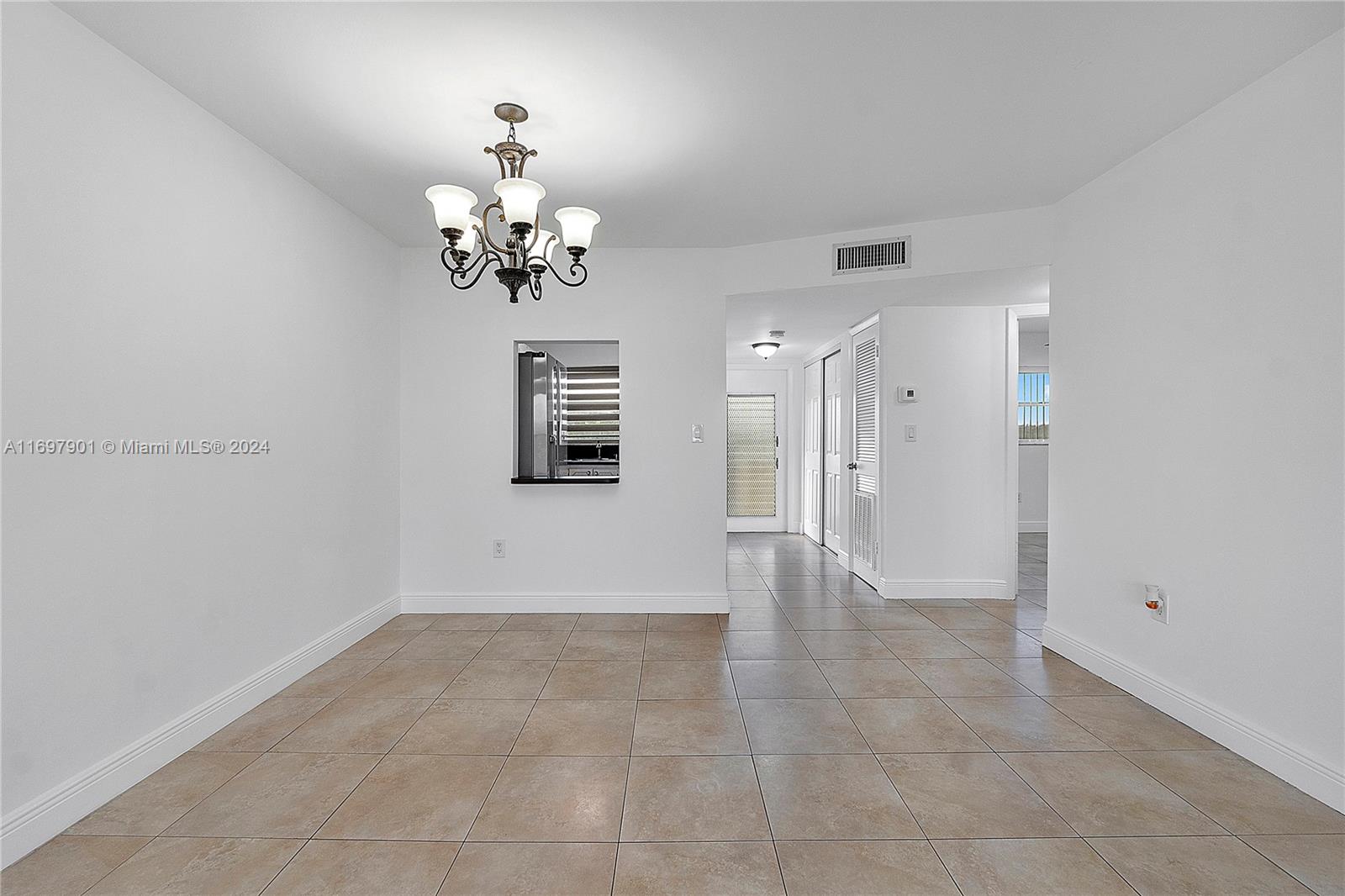 8590 Sunrise Lakes Blvd Unit: 303