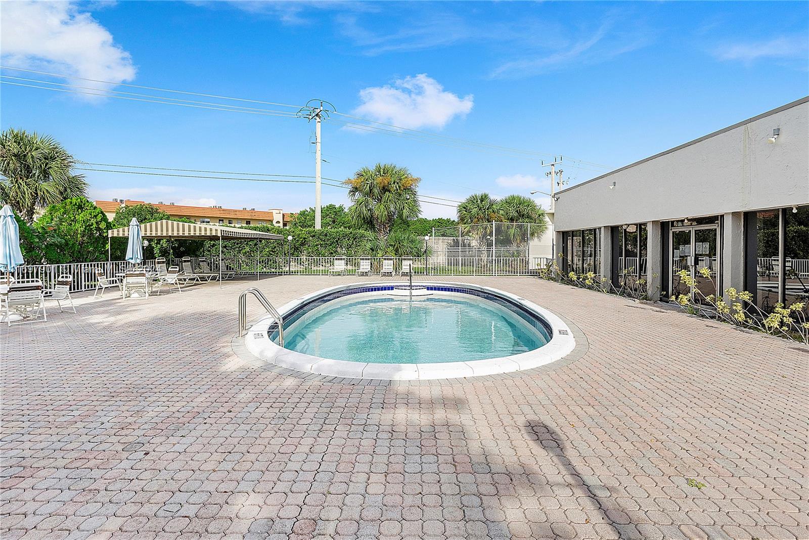 8590 Sunrise Lakes Blvd Unit: 303