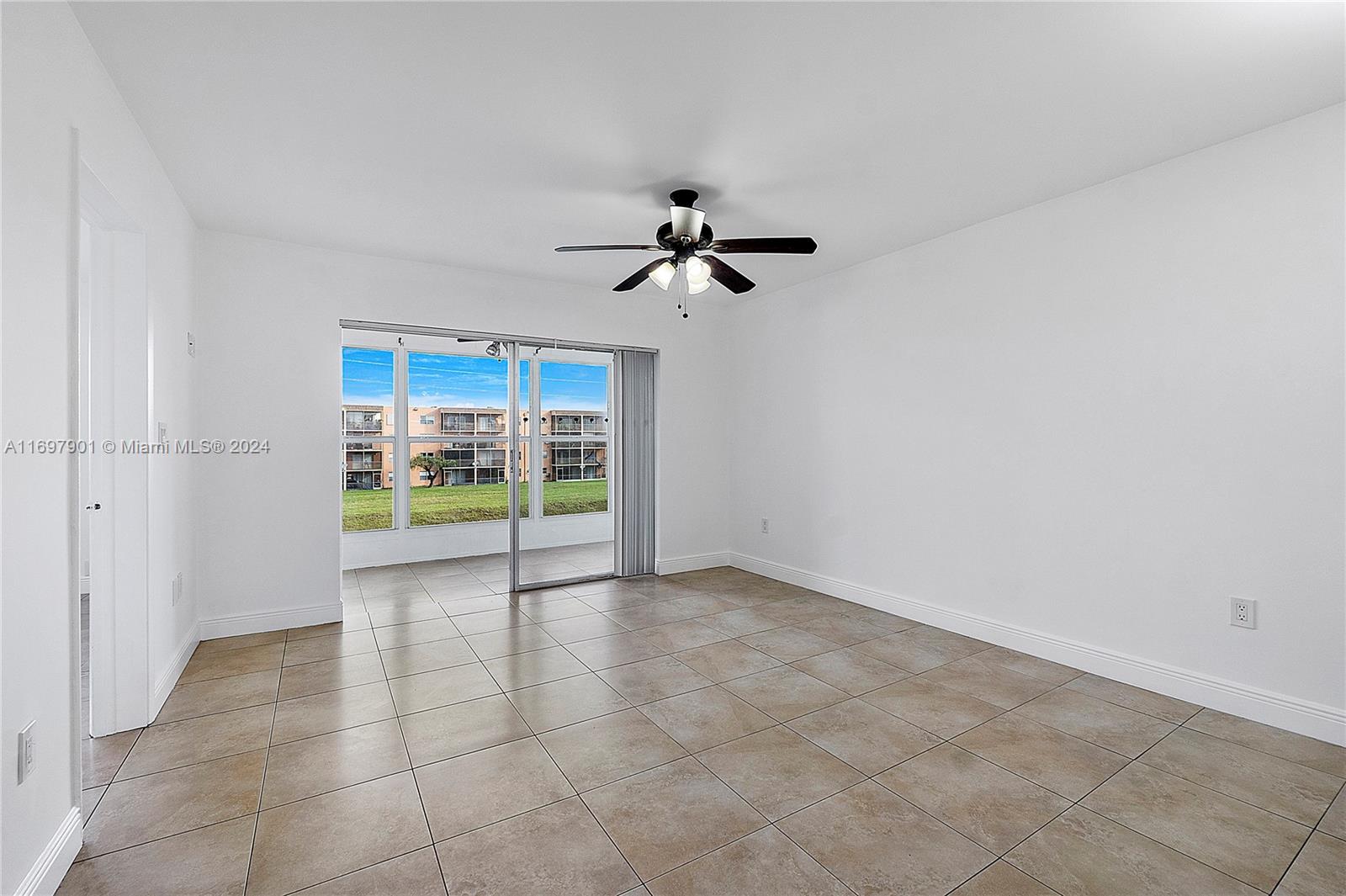8590 Sunrise Lakes Blvd Unit: 303