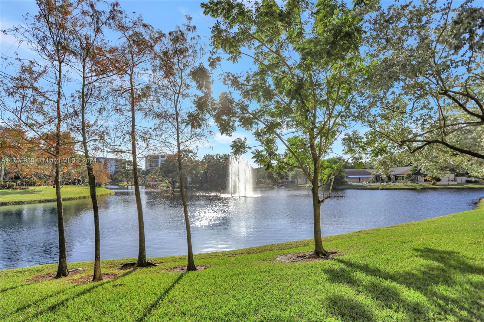 2334 S Cypress Bend Dr # 107