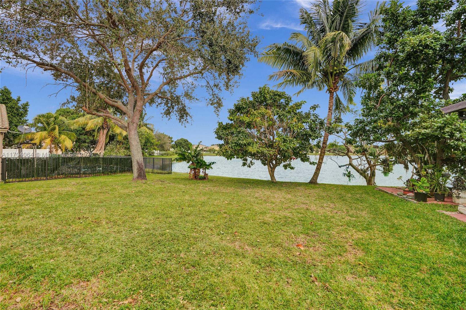 2143 SW 104th Ave