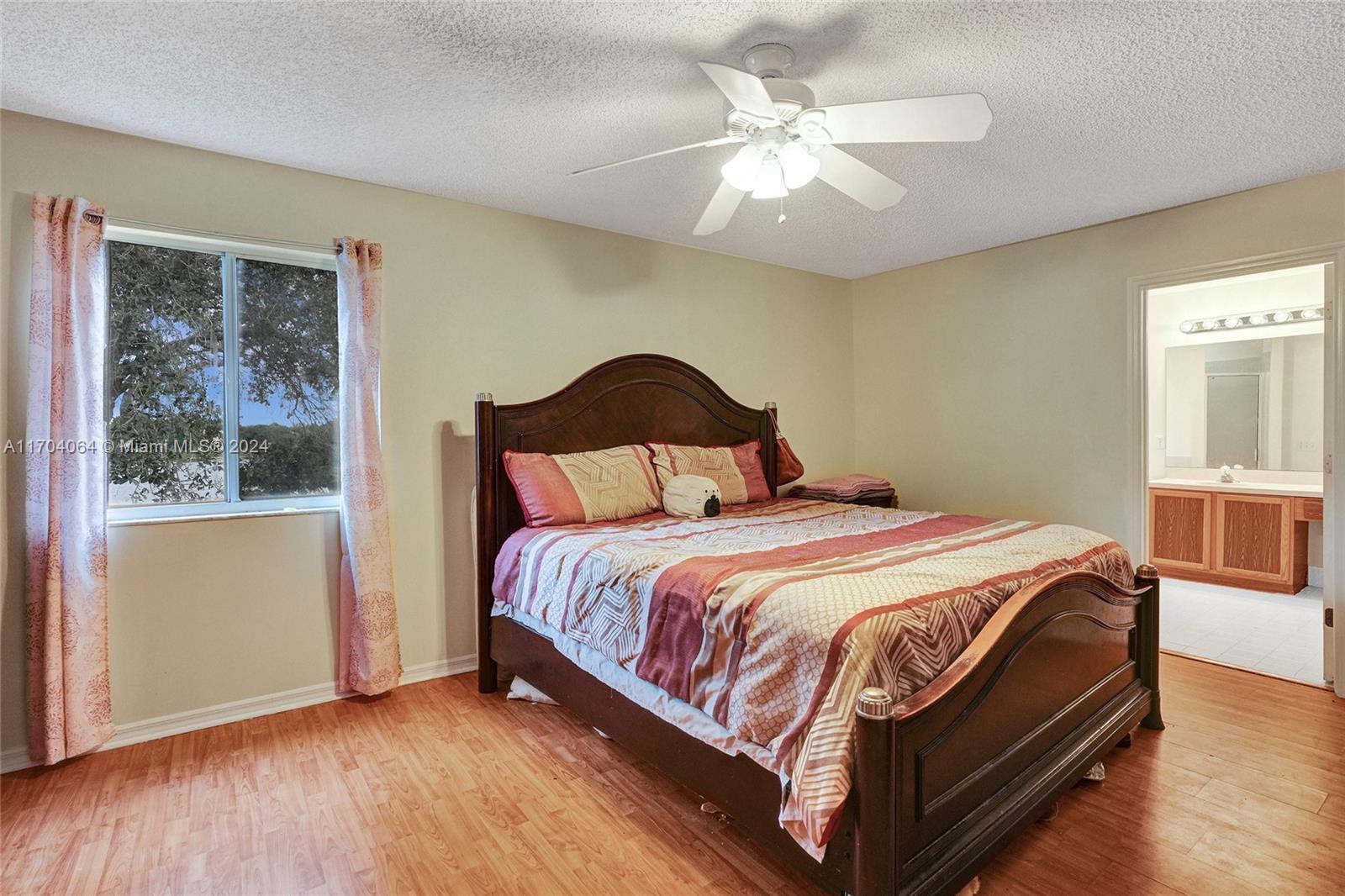2143 SW 104th Ave