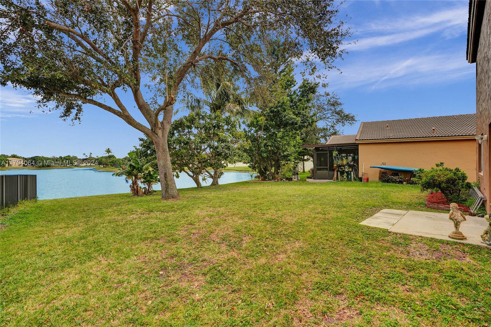 2143 SW 104th Ave
