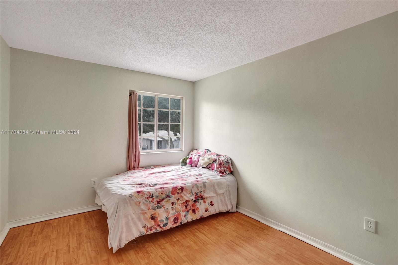 2143 SW 104th Ave
